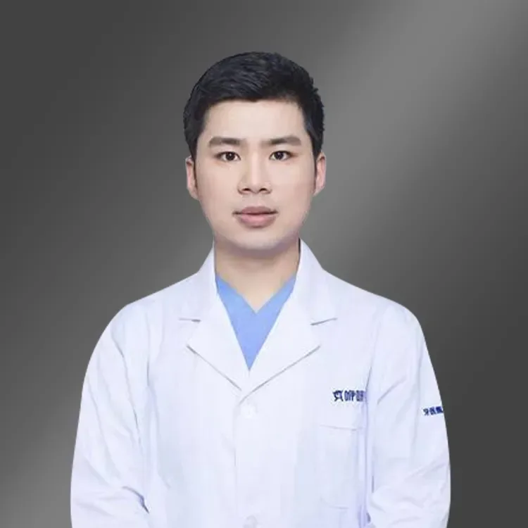 李海龙医生肖像